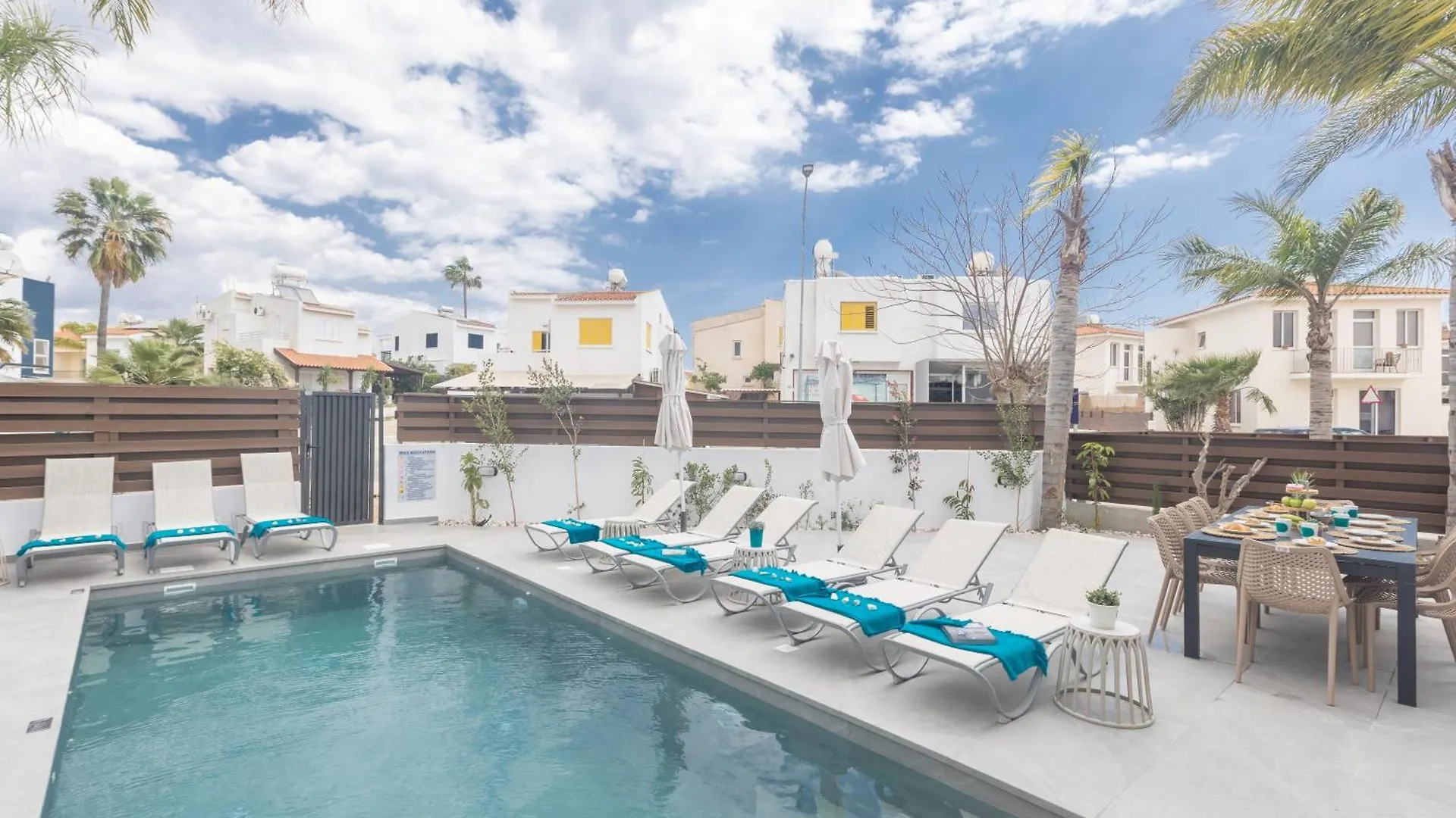 Evelmar Villa Protaras