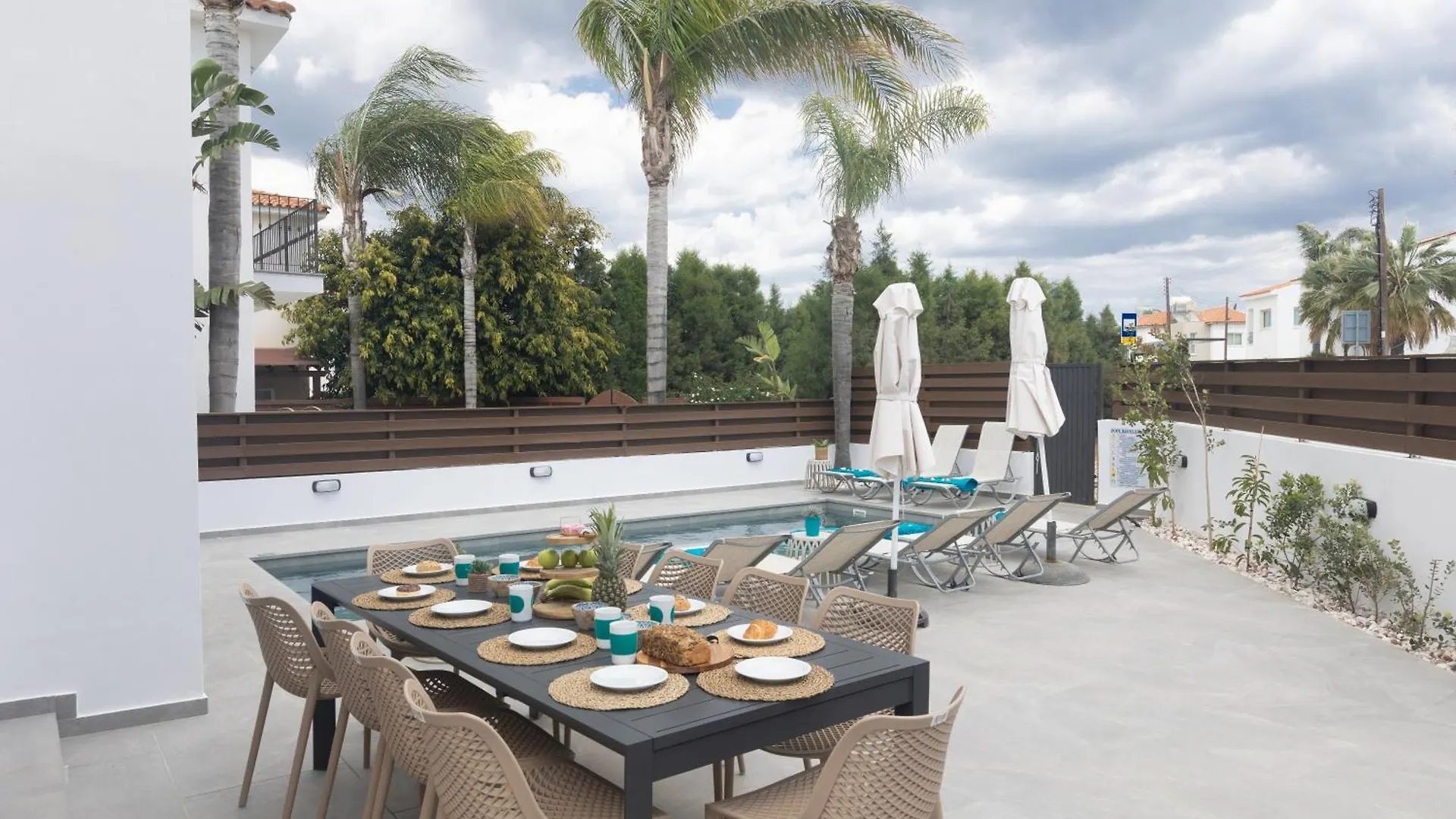 Evelmar Villa Protaras