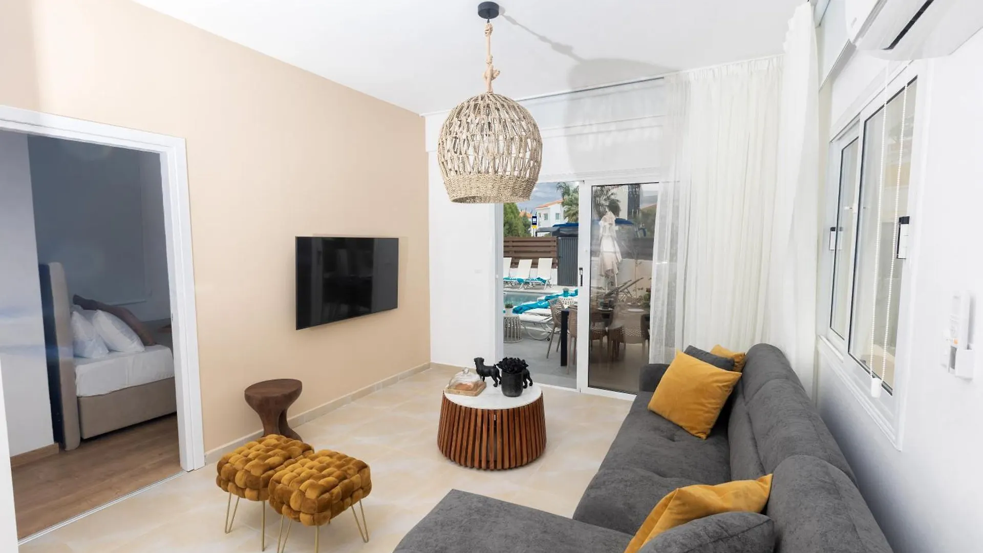 Evelmar Villa Protaras