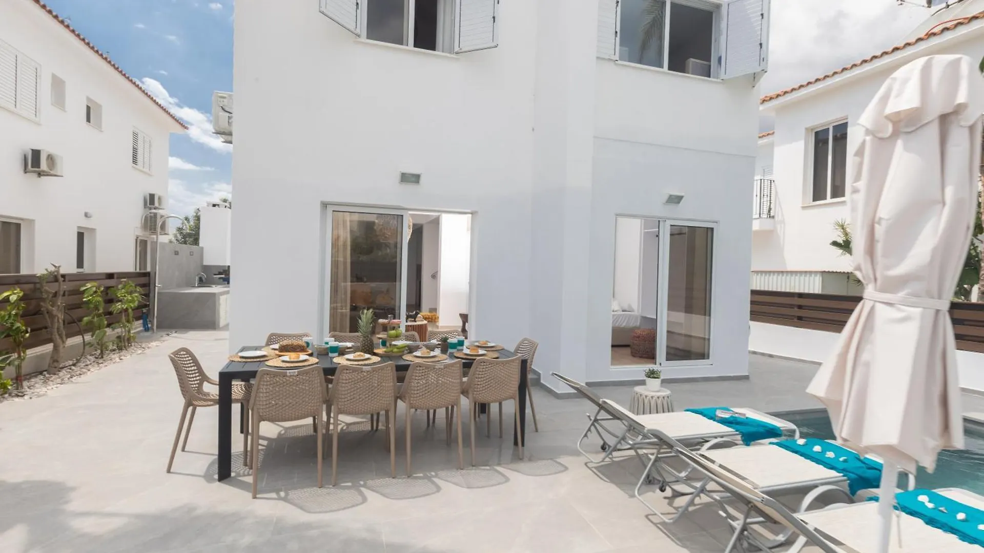 Evelmar Villa Protaras
